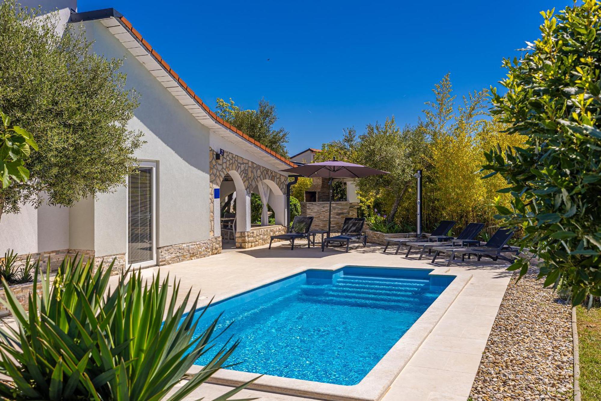 Holiday House Kai With Private Pool Pinezici  Ngoại thất bức ảnh