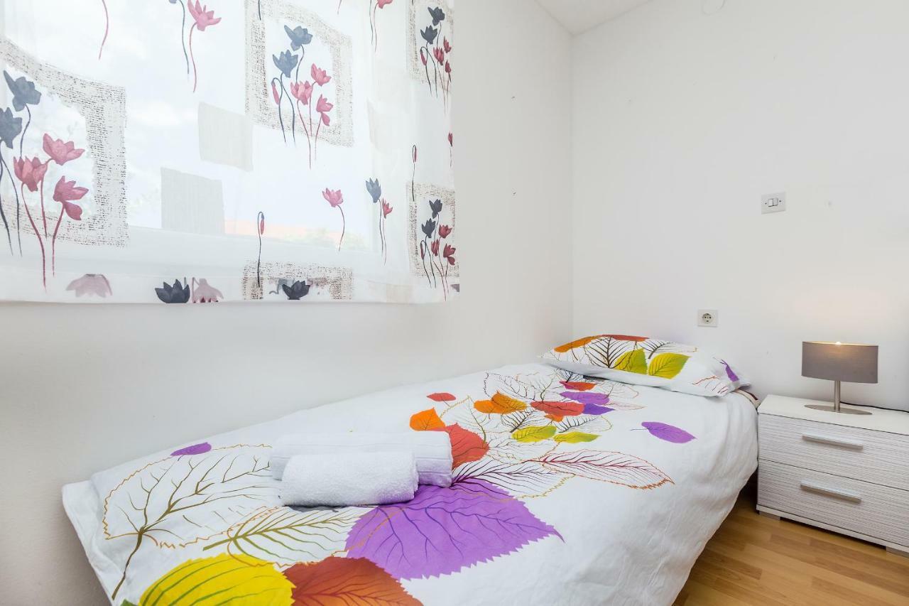 Holiday House Kai With Private Pool Pinezici  Ngoại thất bức ảnh